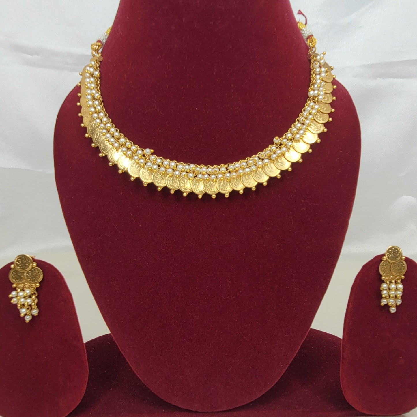 Royal Pearl Coin Choker Necklace Set