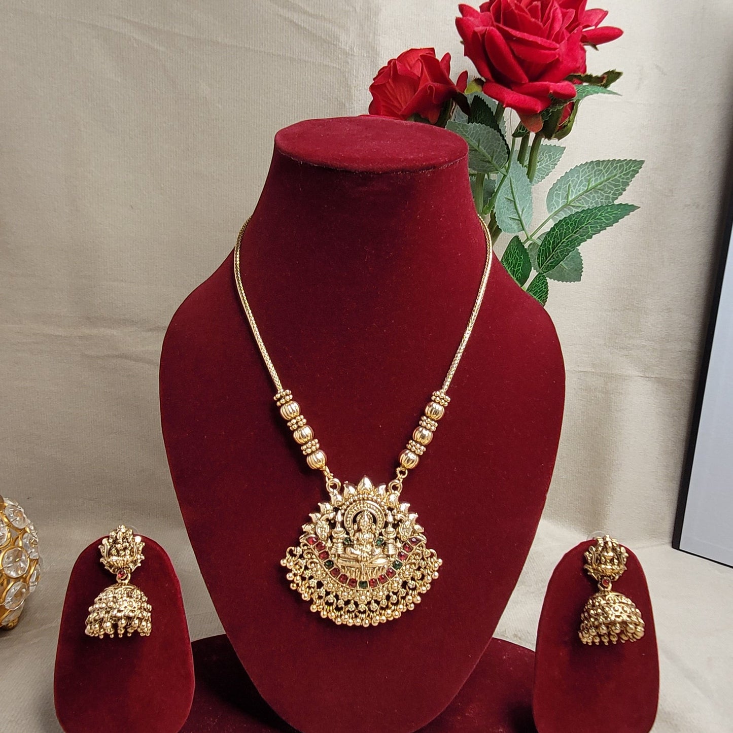 Nagas Pendant with Jhumki