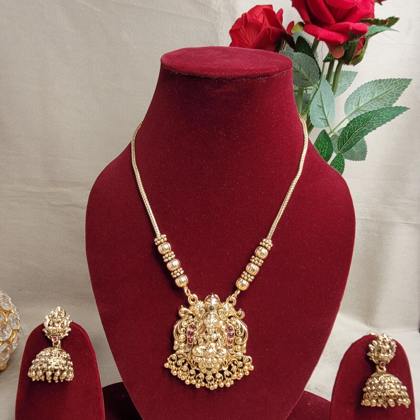 Nagas Pendant with Jhumki