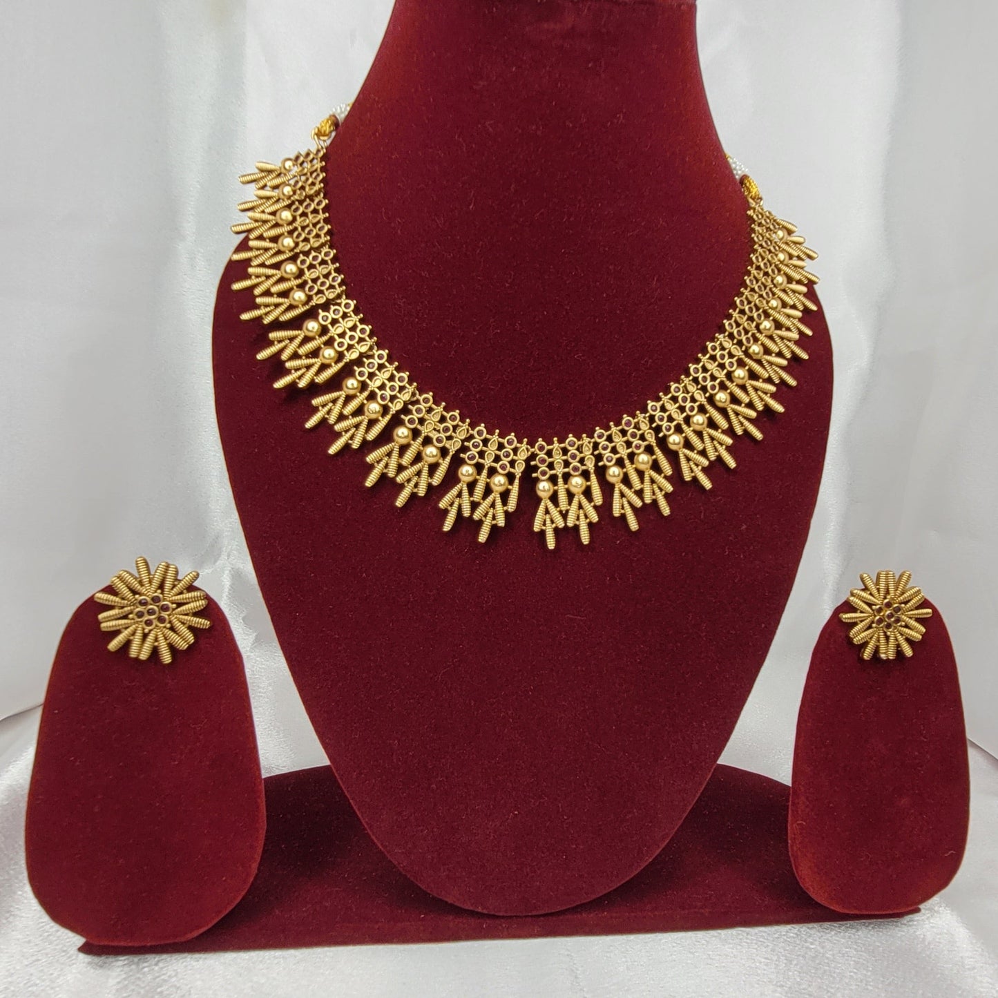 Antique Gold - Choker Necklace Set