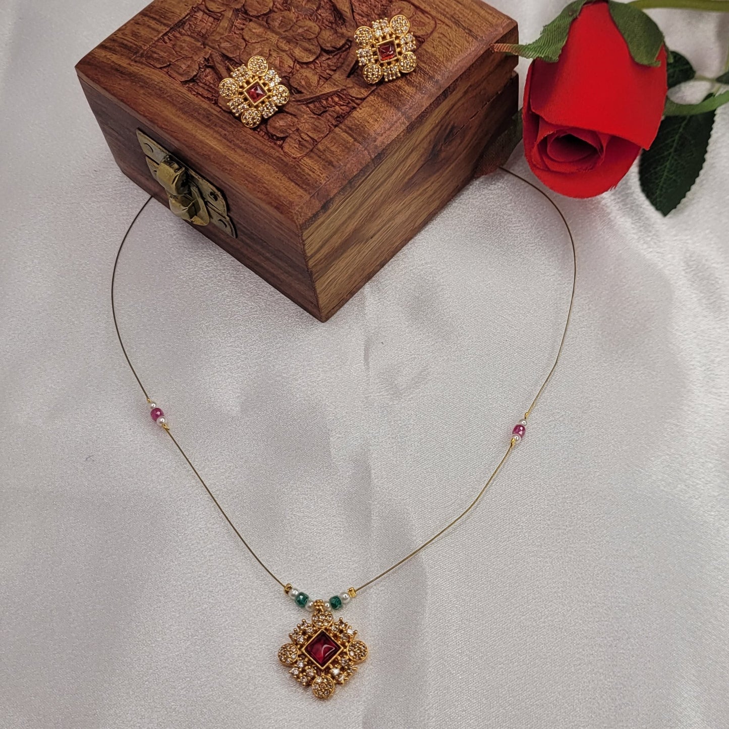 Crimson Spark Minimal Necklace Set