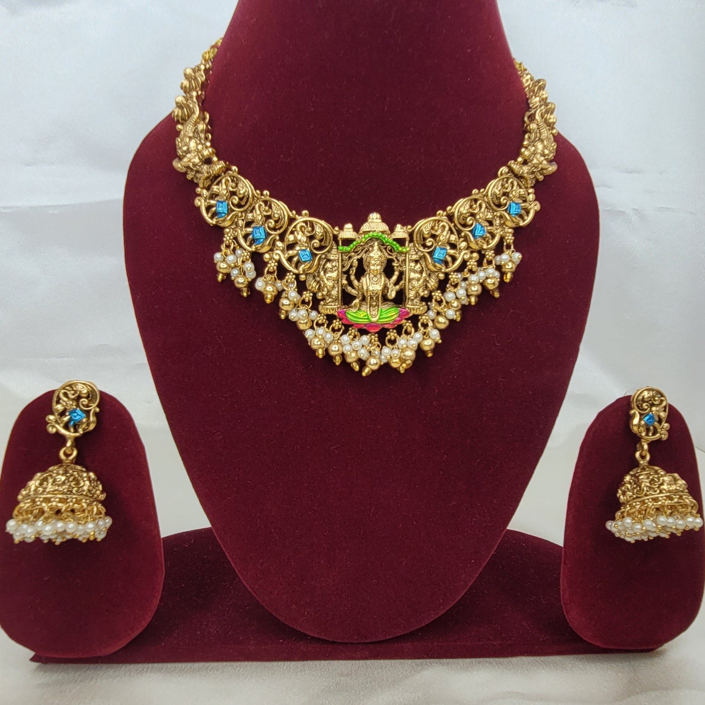 Lakshmi Pearl Elegance Temple Necklace Set