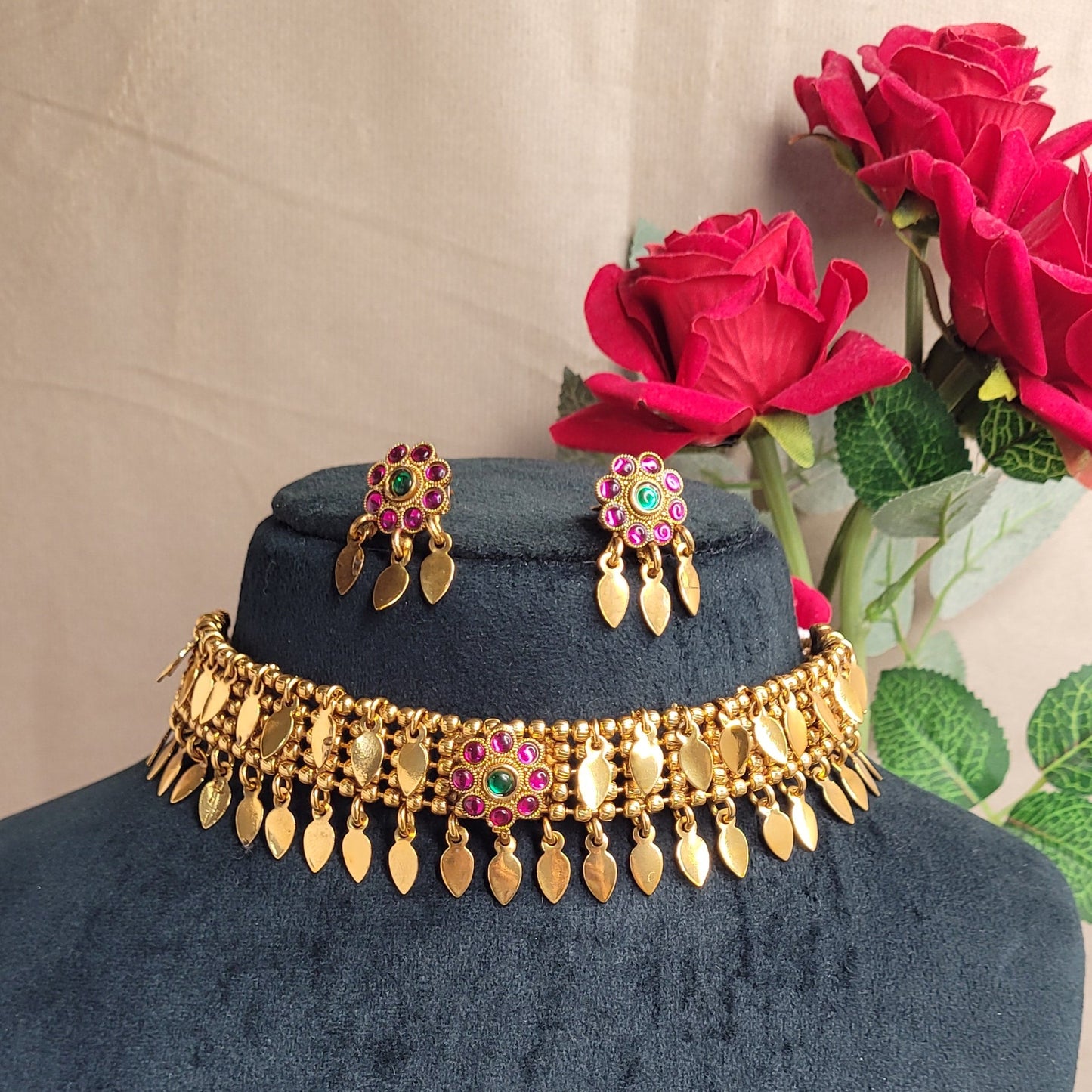 Traditional Elakkathali Necklace Set