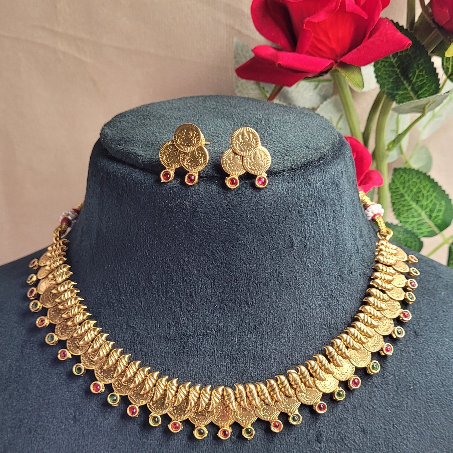 Traditional Coin Choker Necklace Set