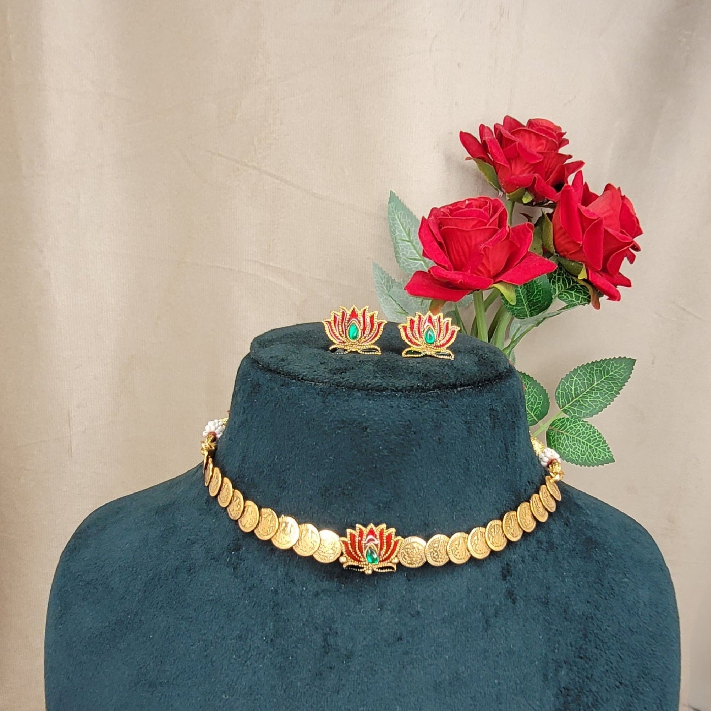 Ruby - Lotus Coin Choker Necklace Set