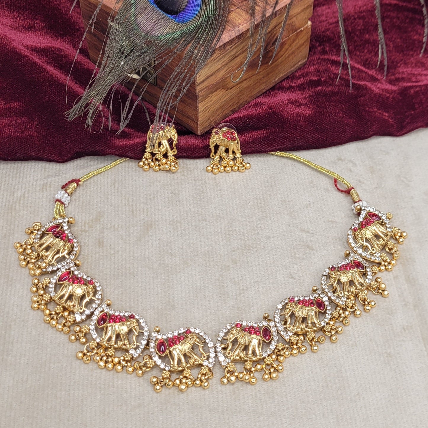 Antique Elephant Motif Necklace Set