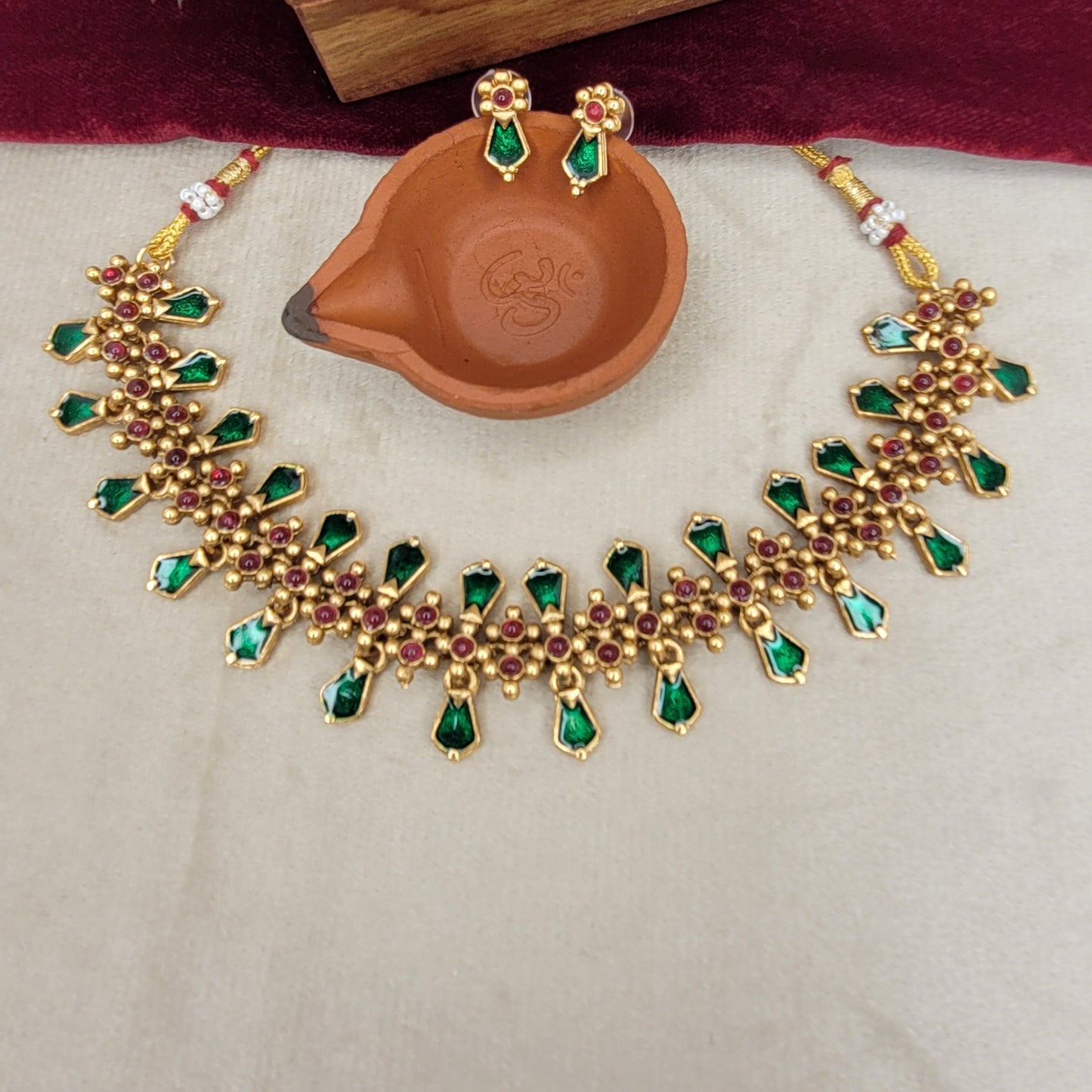 Traditional Ruby & Emerald Floral Necklace Set
