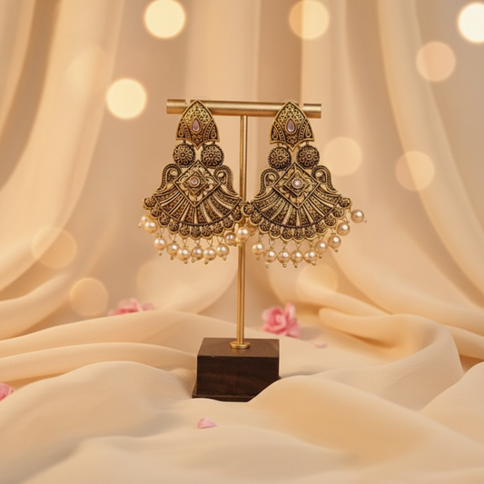 Rajwadi Pearl Fan Earrings